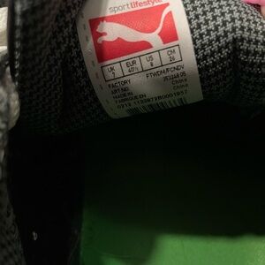 Puma used, small flaw